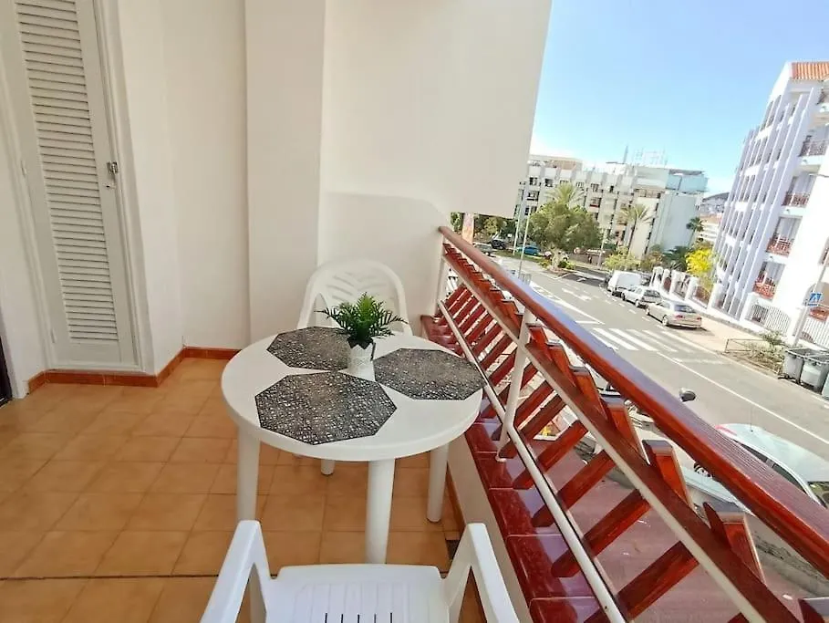 Diamantes Holiday Home, Los Cristianos, Heated Pool & Aircon Arona