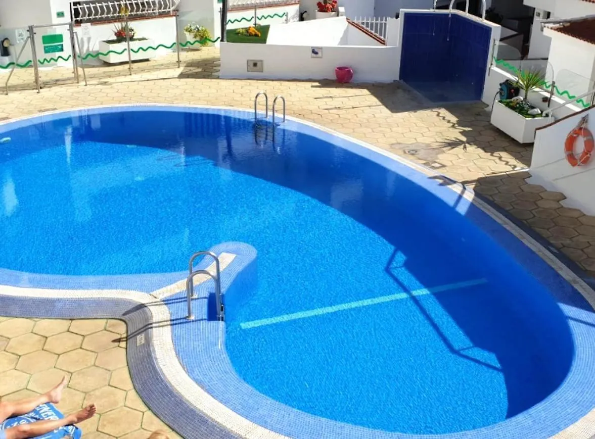 Diamantes Holiday Home, Los Cristianos, Heated Pool & Aircon Arona